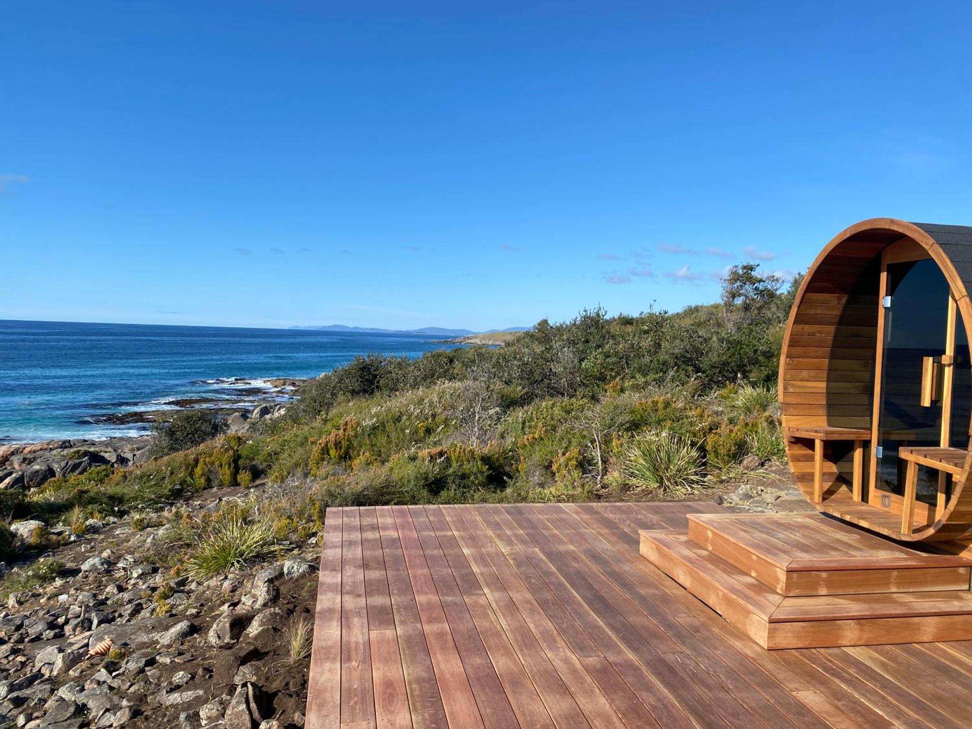 Little Beach Resort Four Mile Creek Eksteriør bilde