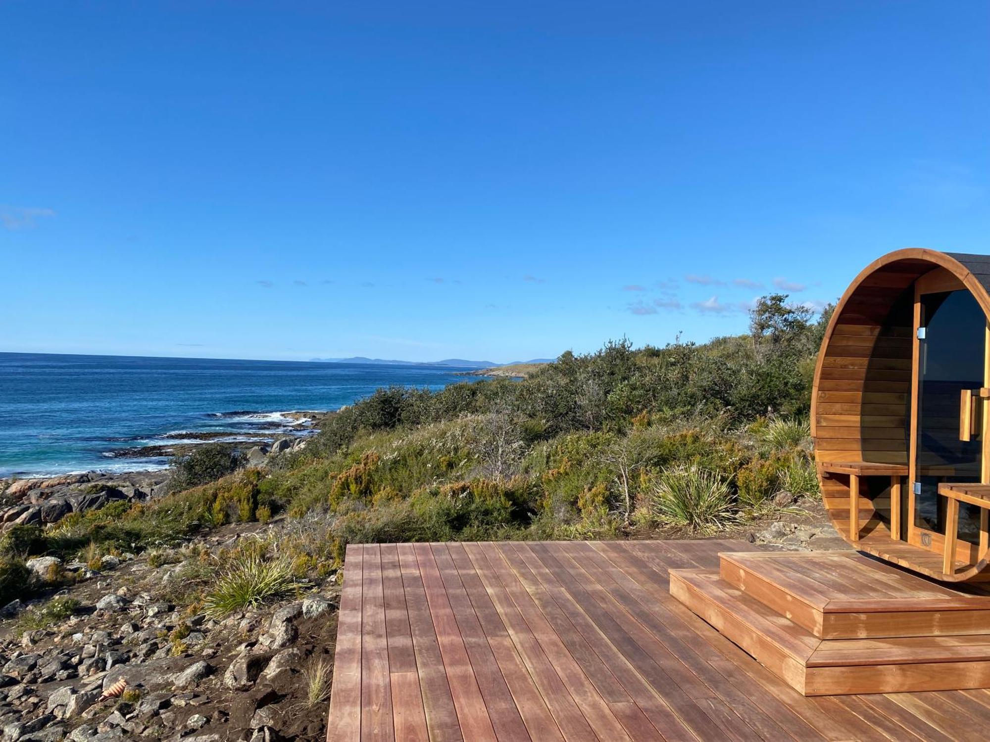 Little Beach Resort Four Mile Creek Eksteriør bilde