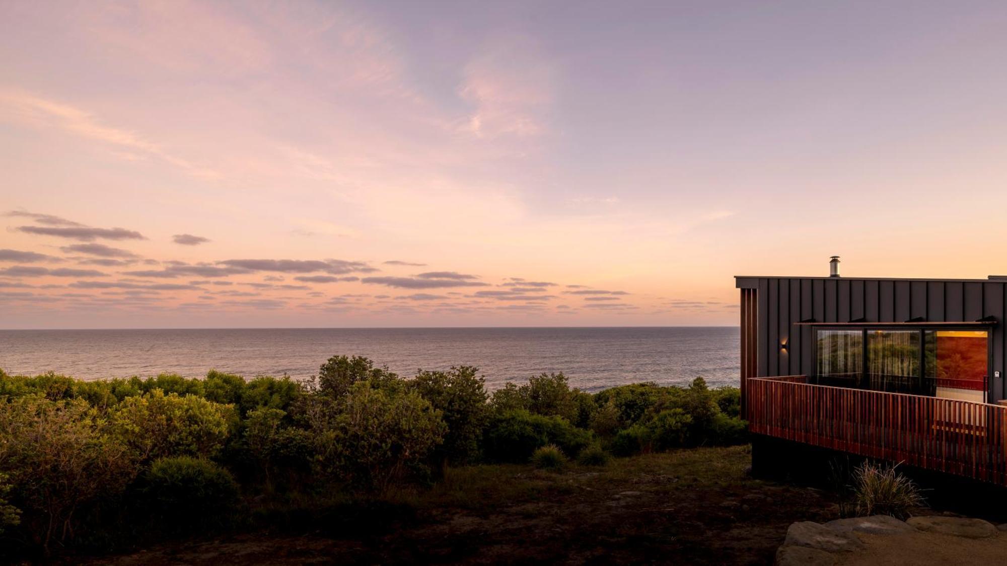 Little Beach Resort Four Mile Creek Eksteriør bilde