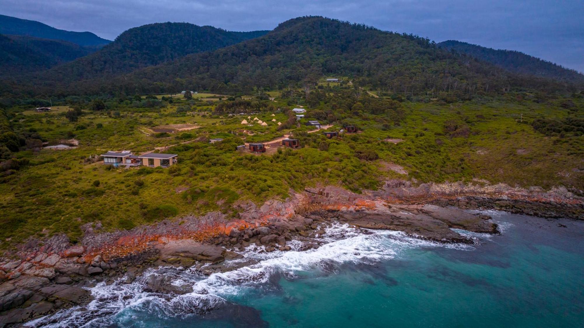 Little Beach Resort Four Mile Creek Eksteriør bilde
